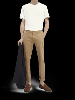 Basic T-Shirt