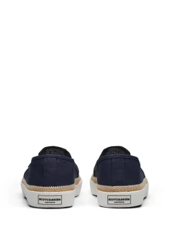 Izomi Slip On Shoe