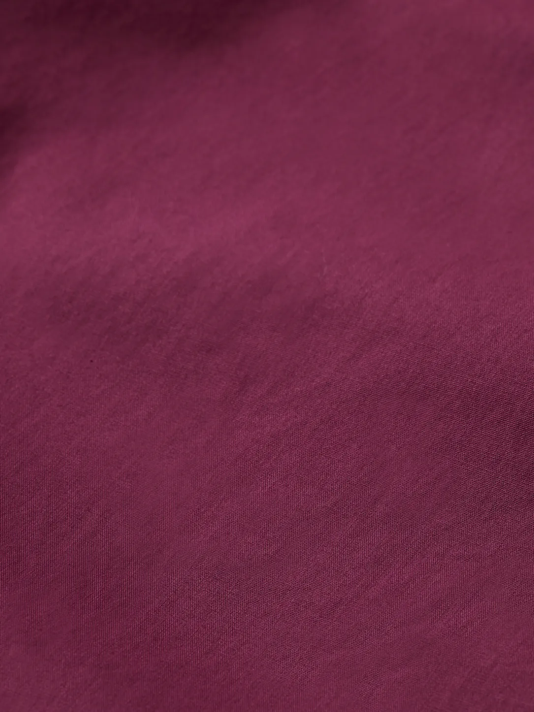Loose Tapered-Fit Pleated Chino