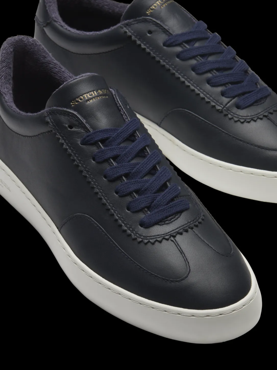 Plakka Leather Sneaker