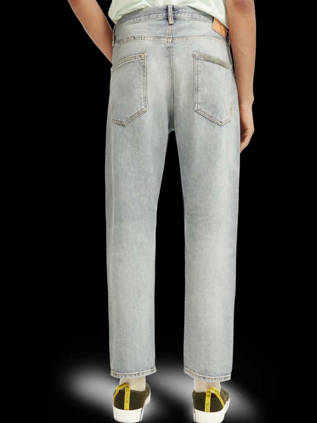 The Dean Loose Tapered-Fit Premium Hemp-Blended Jeans