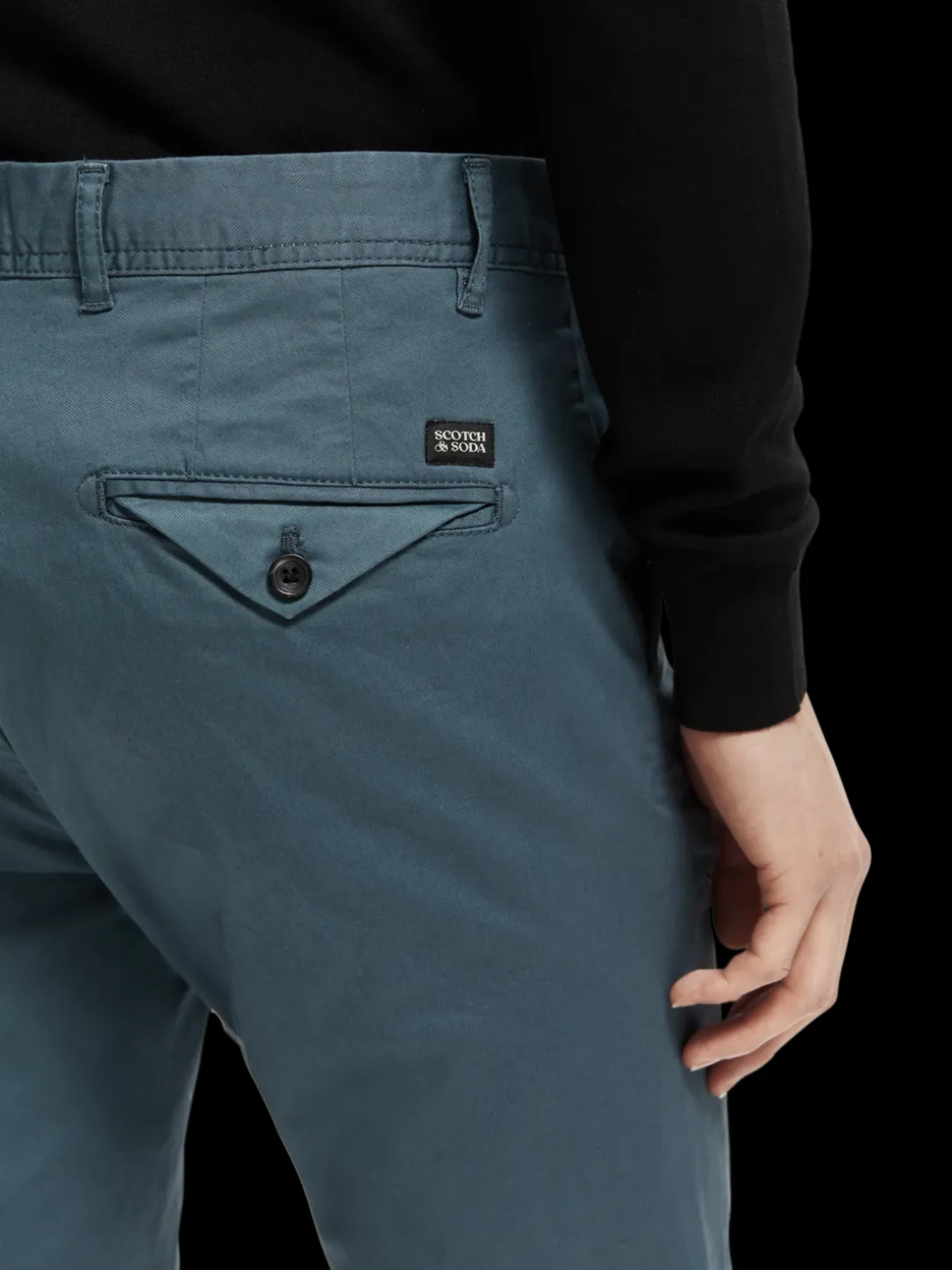 The Stuart Regular Slim Fit Organic Cotton Chino