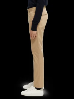 The Stuart Regular Slim Fit Organic Cotton Chino
