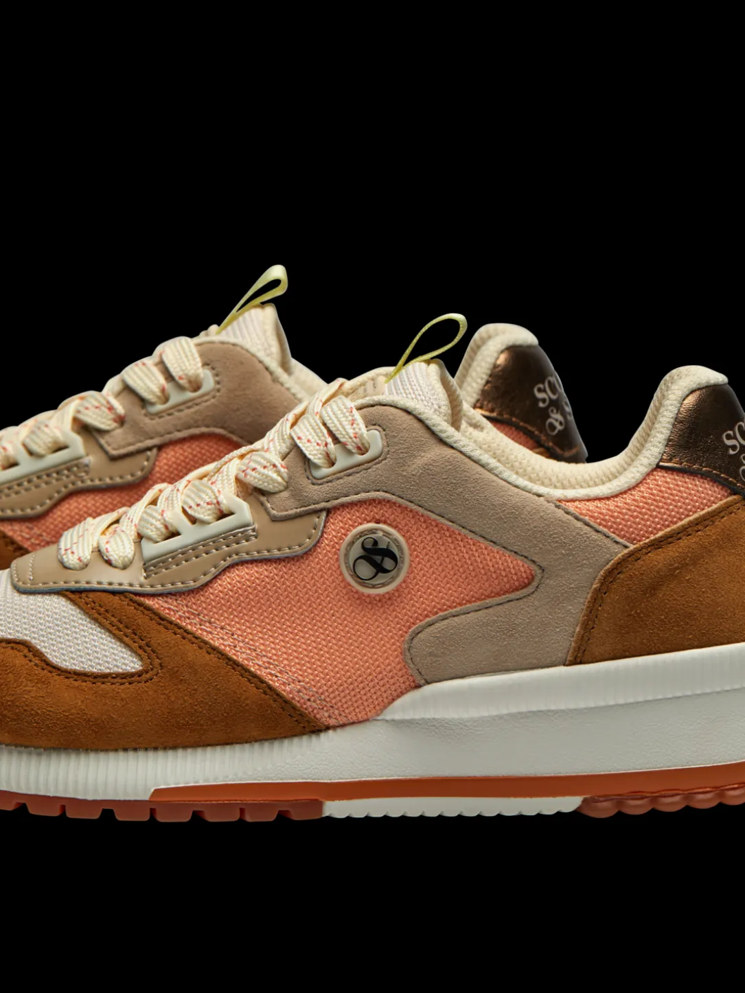 Vivi Sneakers
